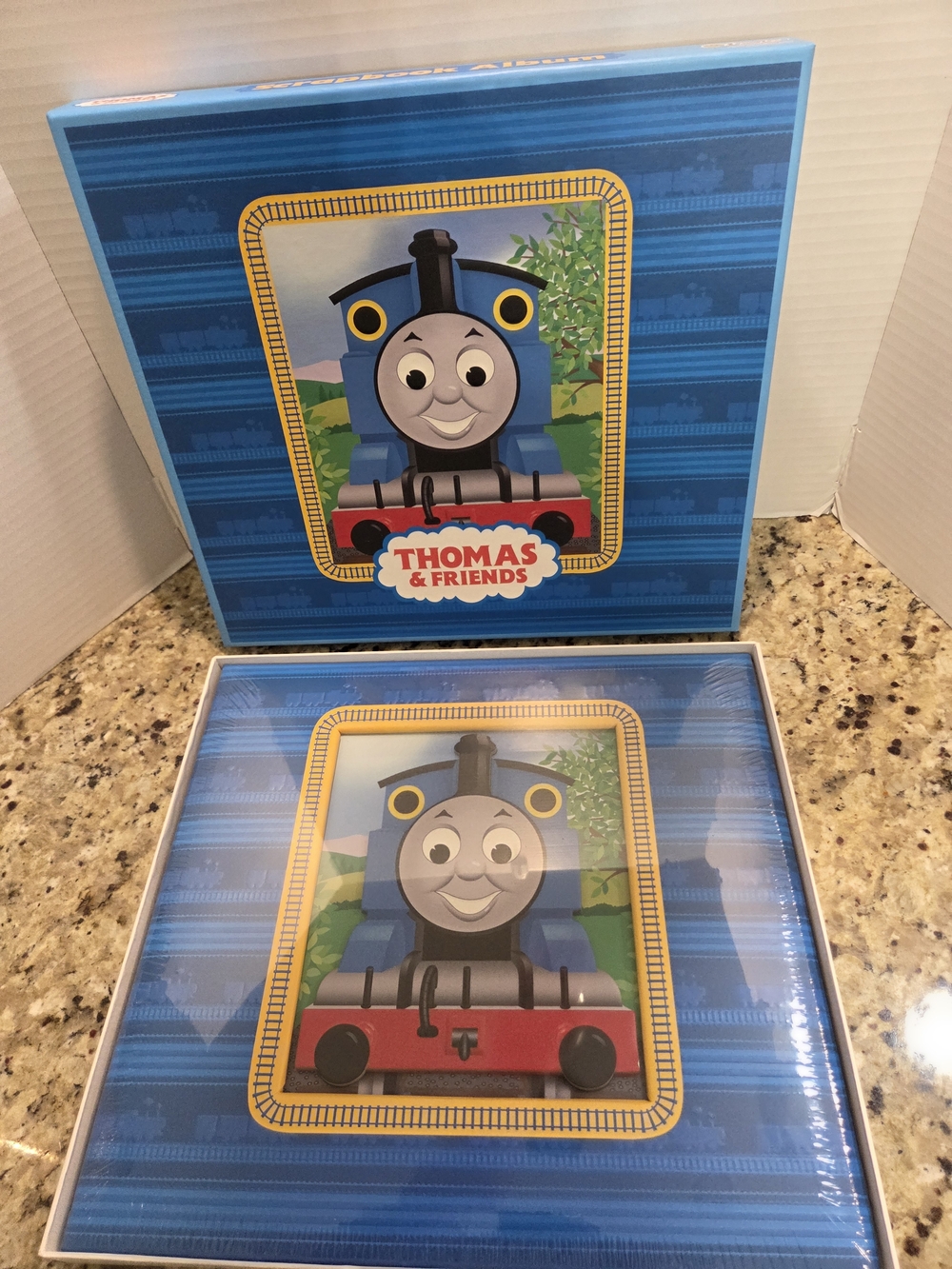 Thomas the Train Thomas & Friends NEW Sandylion 12x12 Scrapbook Photo Album